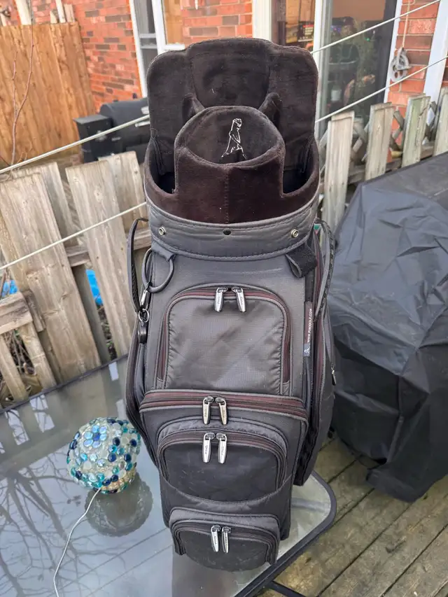 Ping golf bag in Golf in London - Image 4