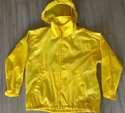 Yellow Rain Jacket front & one back Zipper Pocket Wore Once Size. L