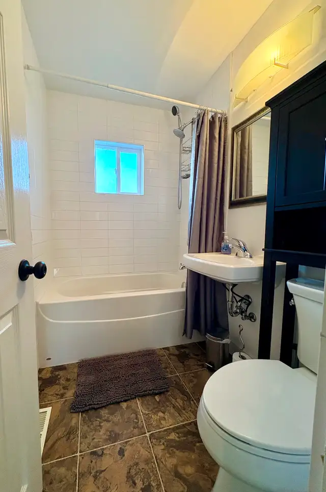 3 bed, 1 bath Furnished w/Utilties in Long Term Rentals in Kitimat - Image 10
