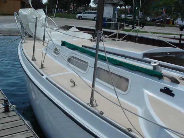 Sailboat in Sailboats in Barrie - Image 2