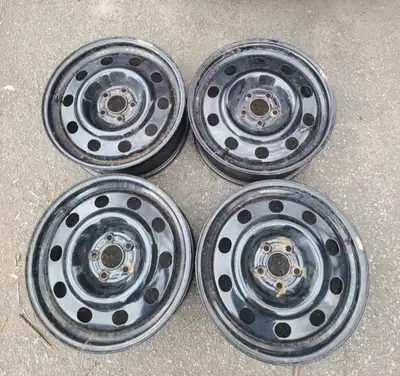 Model/modèle: CJ5Z-1015-A Bolt pattern: 5x108mm or 5-4.2" Diameter/Diamètre: 17 Width/largeur: 7.5 C...