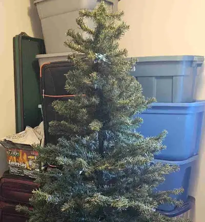 Christmas Tree Aprox 6ft, View more