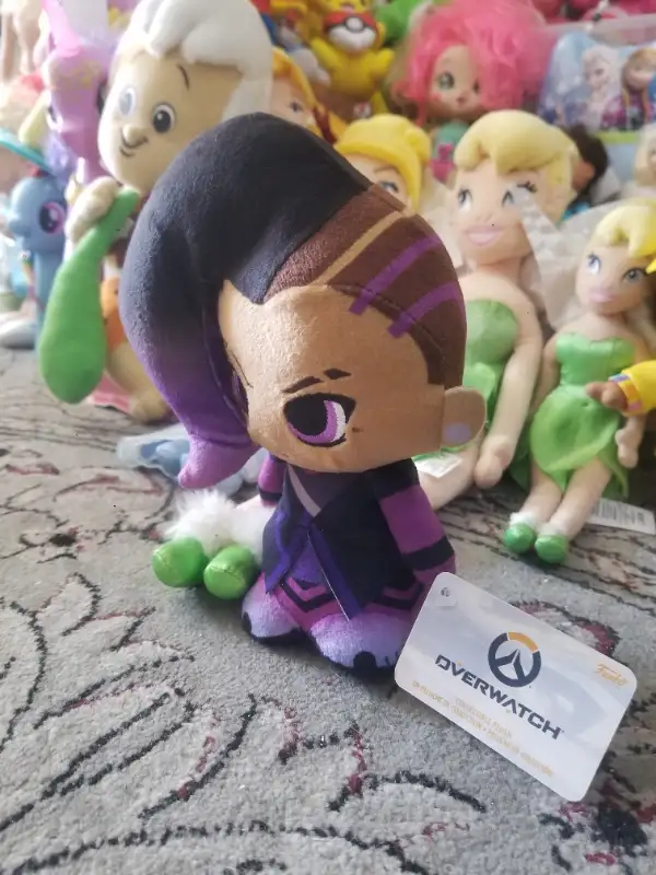 Funko Overwatch Sombra Collectible Plush with original tag in Toys & Games in Markham / York Region - Image 4