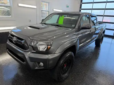 New arrival! Check out this affordable 2013 Toyota Tacoma Sport 4X4! This truck is equipped with pow...