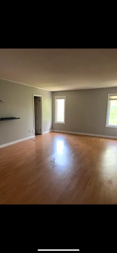 Master bedroom for rent in London (wonderland s and viscount rd)