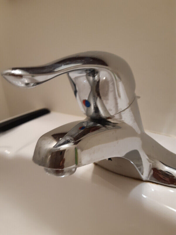 Moen bathroom taps faucets, lifetime warrentyy in Plumbing, Sinks, Toilets & Showers in Oakville / Halton Region
