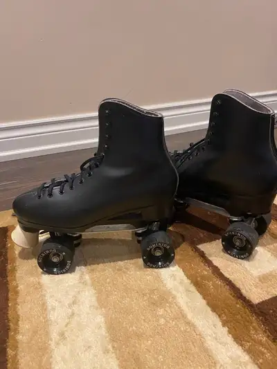 Dominion Rollerskates size 7 black, View more