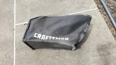 Sac tondeuse Craftsman.