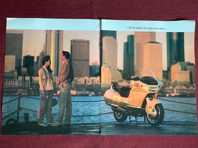 1989 Honda Pacific Coast Large 2-Page Original Ad in Arts & Collectibles in North Bay