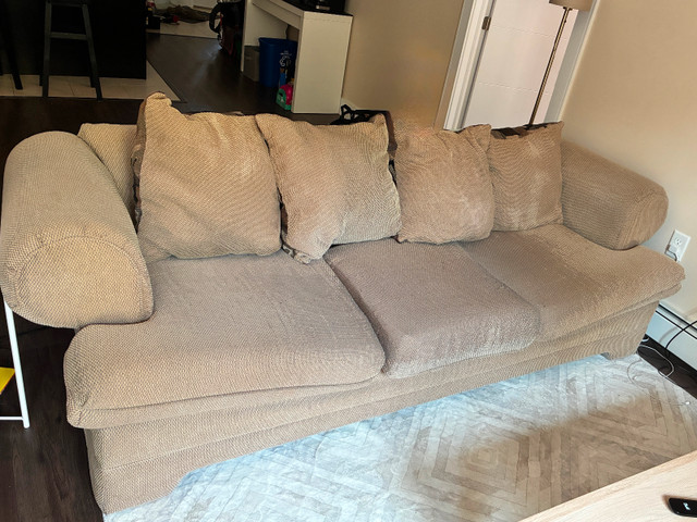 FREE Sofa in Free Stuff in City of Halifax