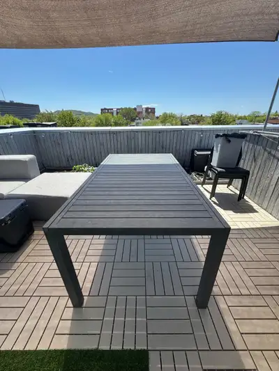 table de patio / patio table , View more