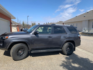 2019 Toyota 4-Runner SR5, leather, 7 passenger