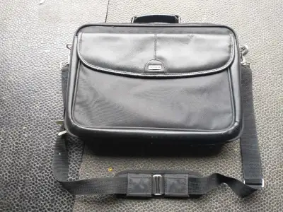 Sac pour ordinateur portable ou documents.