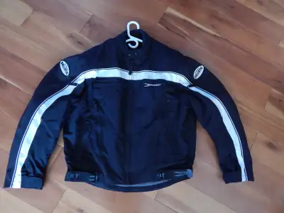 Rocket Motorcycle Jacket Black/White/Large size Cooling Free Air mesh shell torso, back and arms Can...