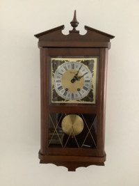 Horloge murale avec carillon Westmingster