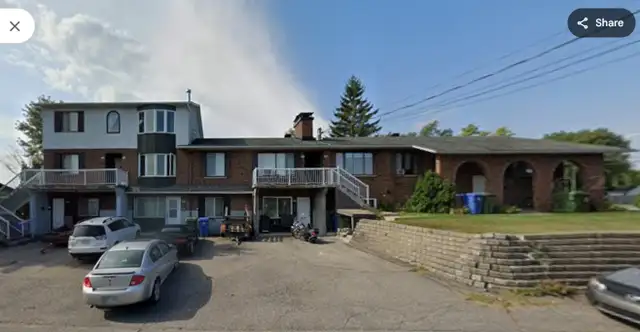 SAINT-EUSTACHE : 3 1/2 à louer