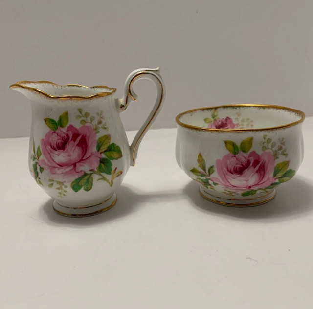 ROYAL ALBERT VINTAGE Cream and Sugar Set crown china England tea in Kitchen & Dining Wares in St. Catharines