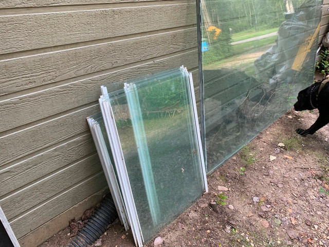 Free Windows for a greenhouse in Other in Edmonton - Image 2