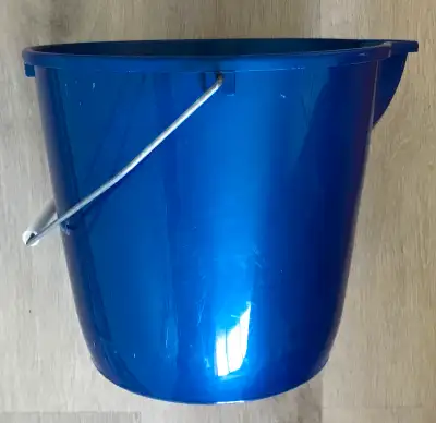 10L plastic pail/bucket, View more