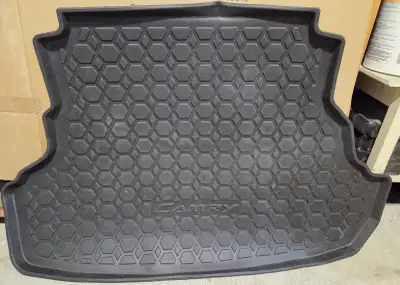 Price reduced - Genuine Toyota part - Camry Cargo Tray for model years 2015-2017 (non-hybrid models...