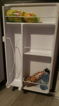 4.5 cubic foot bar fridge with freezer