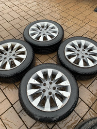 16’ Honda alloy rims and tires 