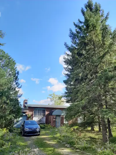 À VENDRE – Maison plain-pied au bord de l'eau, Carignan (Bassin de Chambly) île Goyer, Carignan Empl...
