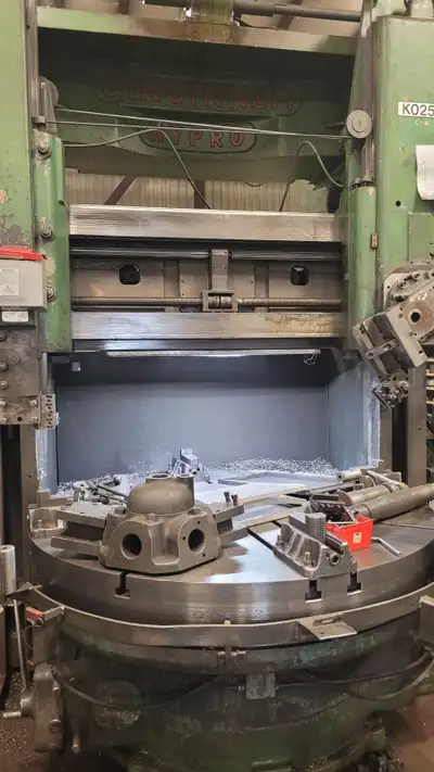 VERTICAL BORING MILL MAKE CINCINNATI HYPRO SWING 80" EQUIPPED WITH SIDE HEAD EQUIPPED WITH TURRET HE...