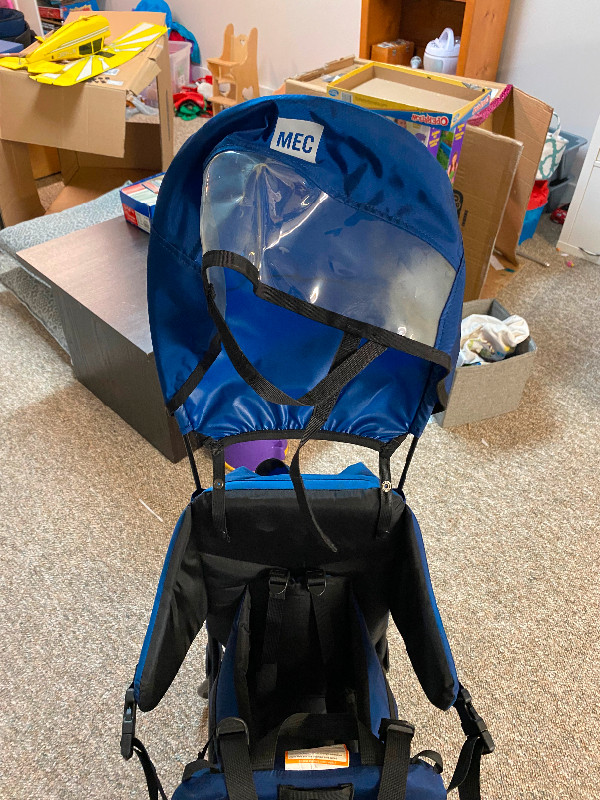Like new! Kid Carrier Backpack in Strollers, Carriers & Car Seats in Edmonton - Image 2