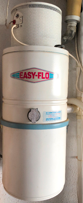 EASY-FLO MODEL 199 CENTRAL VACUUM in Vacuums in Comox / Courtenay / Cumberland