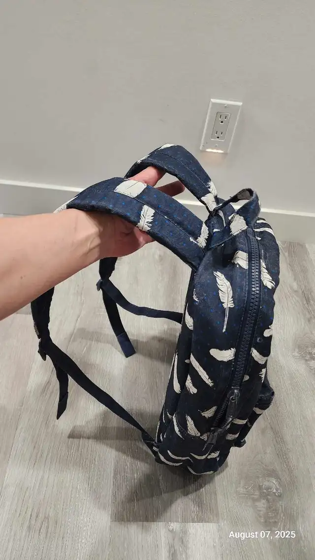 Bag pack ( Brand : Herschel )63417655225731121
