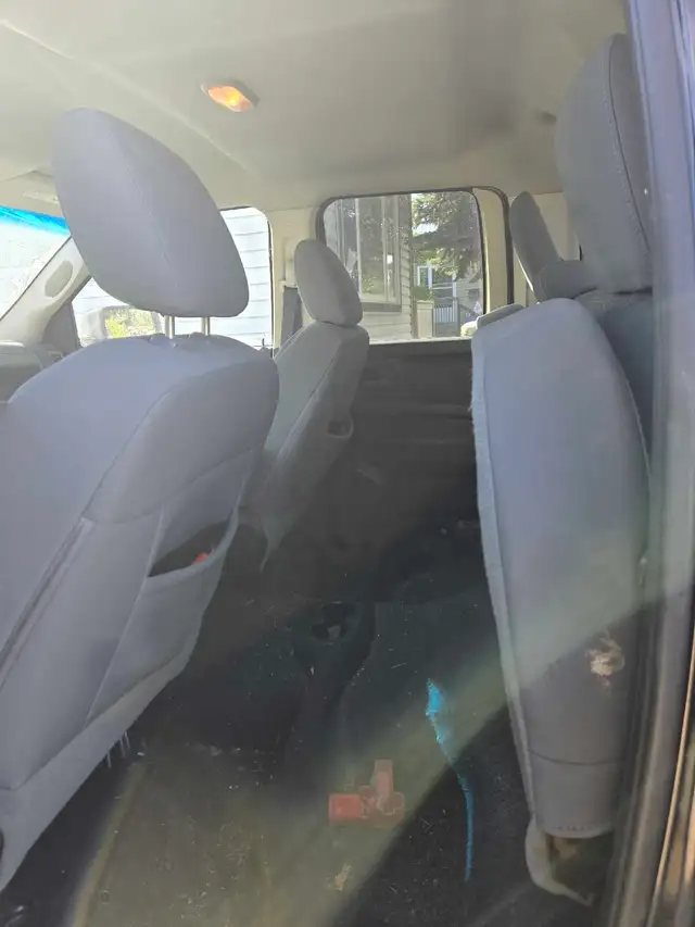 2013 dodge ram 1500576493302958018565