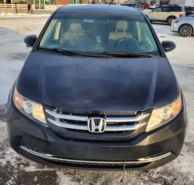 Private Sale – 2014 Honda Odyssey EX-RES (8 Passenger) Key Details: • Odometer: 279,500 km • Push st...