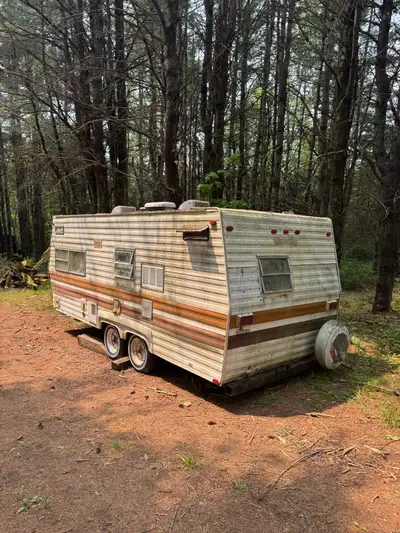 We recently purchased a piece of property that had this trailer on it. We have never used it ourselv...