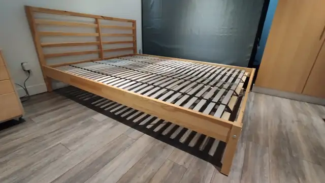 TARVA IKEA Bed Queen size in Beds & Mattresses in City of Montréal - Image 3