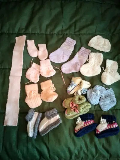 Pantoufles foulard en tricot pour bébés, View more