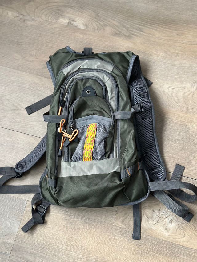 Fly fishing bag/chest rig  in Fishing, Camping & Outdoors in Miramichi - Image 2