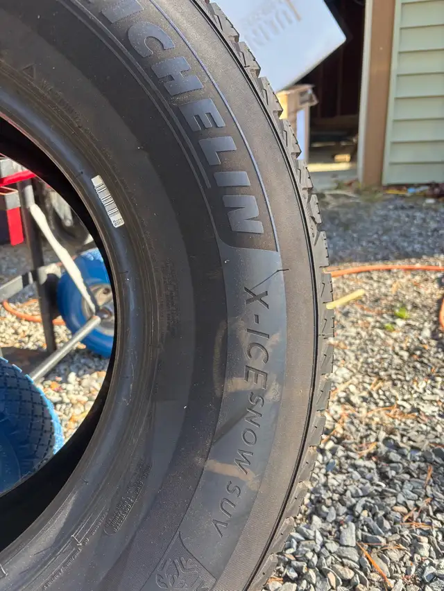 265/70/16 winter tires in Tires & Rims in City of Halifax - Image 3