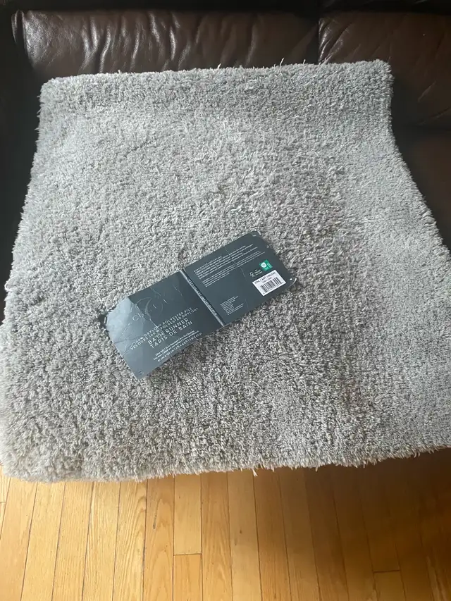 brand new Charisma Bath runner carpet  in Rugs, Carpets & Runners in Ottawa - Image 2