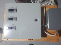 Thermostat / contrôle de lumiere 