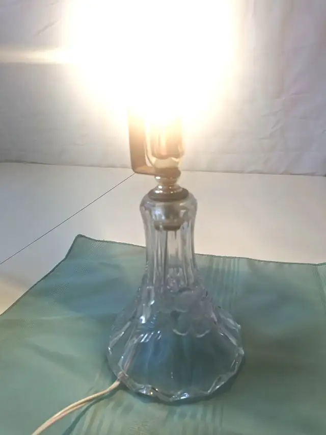 Table Lamp Glass Shade, Crystal Base Botanical Scalloped Frosted in Indoor Lighting & Fans in Markham / York Region - Image 6