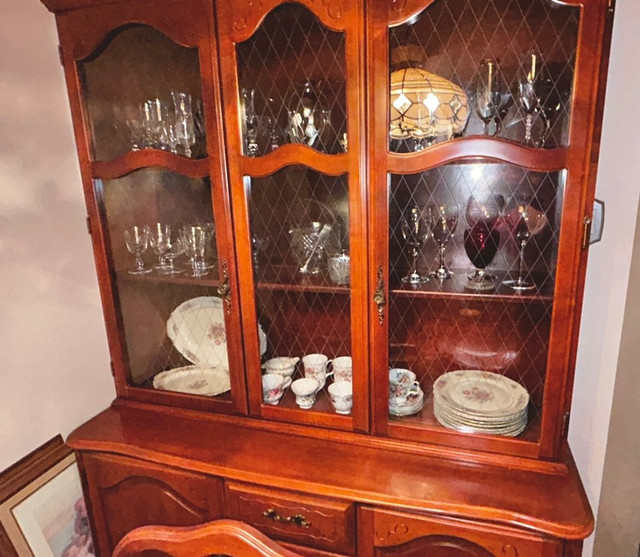 Cherrywood China Cabinet in Dining Tables & Sets in City of Halifax - Image 3