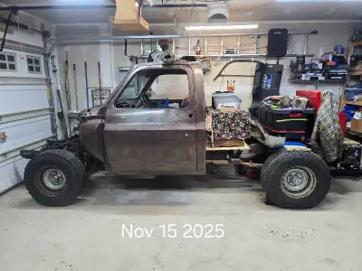 1979 c10 rolling chassis and cab needs work. 2WD short box frame. Frame repair started needs finshin...
