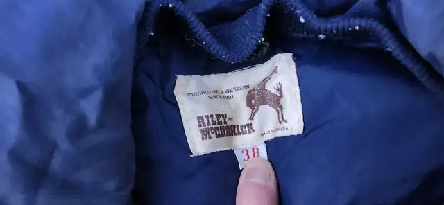 Men's Vintage Western Riley & McCormack Down Puffer Ski Jacket in Men's in Calgary - Image 3
