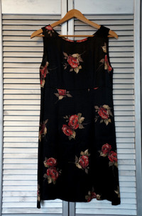 Vintage Black Floral Dress - size 11 - Medium