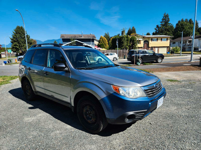 2010 Subaru Forester AWD Manual Transmission in Cars & Trucks in Chilliwack - Image 3