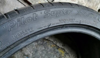 2 x 275/35/19 MICHELIN PILOT SUPER sport tires %95 tread left go