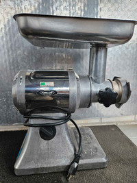 Commercial meat grinder 