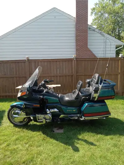 1994 Honda Goldwing 1500 SE Excellent Condition - Excellent Paint - No Rust Brand New Plugs - Fresh...