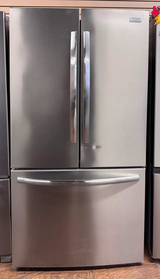 Frigidaire Gallery 36" French Door Fridge (Steel) in Refrigerators in Barrie - Image 2